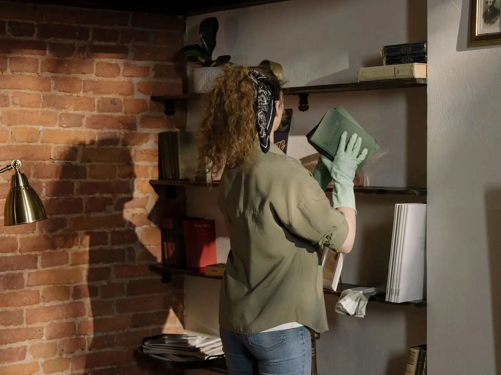 How to Prepare for a Hoarding Cleanup